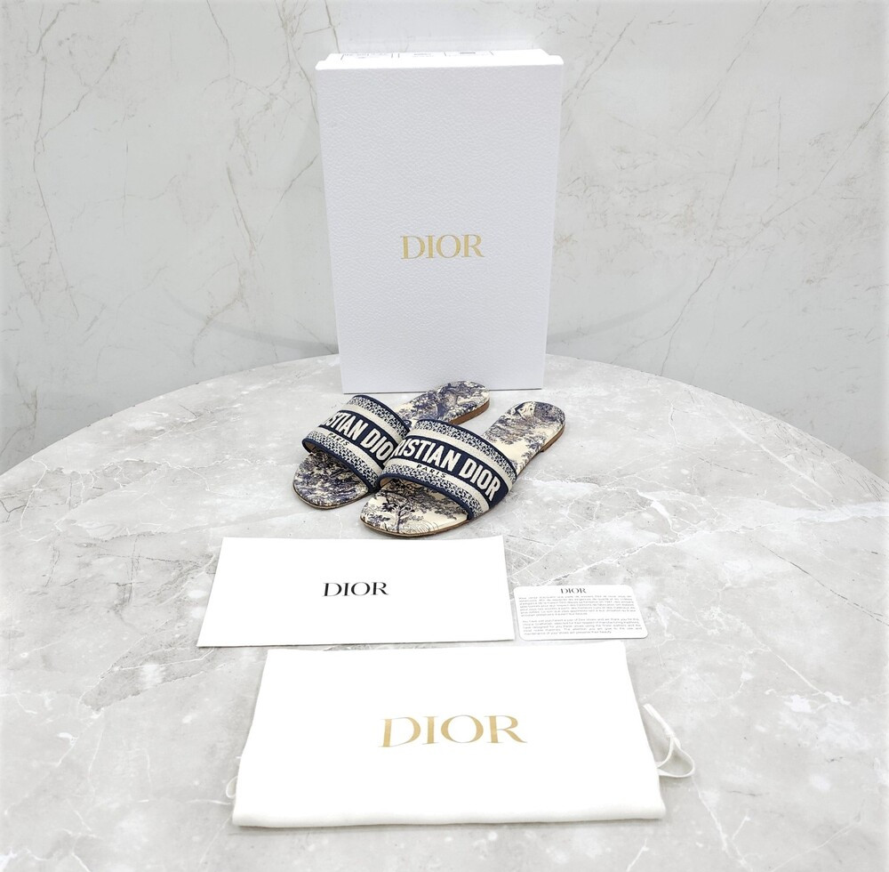 [럭스유] 37.5 / 디올 디웨이 뮬 슬리퍼 딥블루 KCQ209TJE