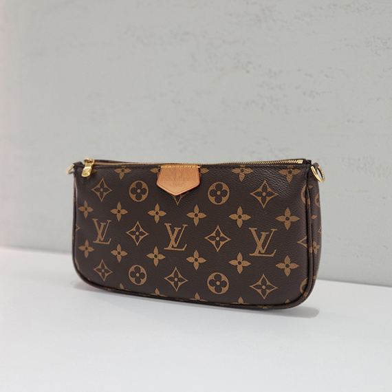 루이비통 멀티 포쉐트 악세수아 라이트 핑크 크로스백 내장칩 M44840