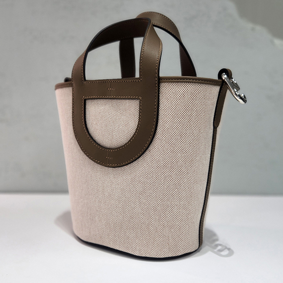 에르메스 인더루프 18 캔버스 스위프트 은장 토트백 25년 미사용제품 