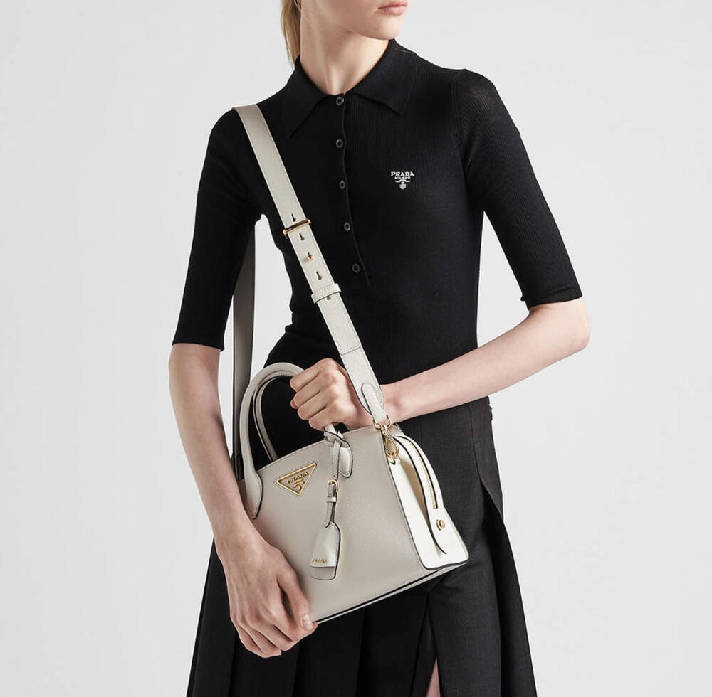 [럭스유] (새상품) 프라다 크리스틴 사피아노 탑핸들 백 1BA372