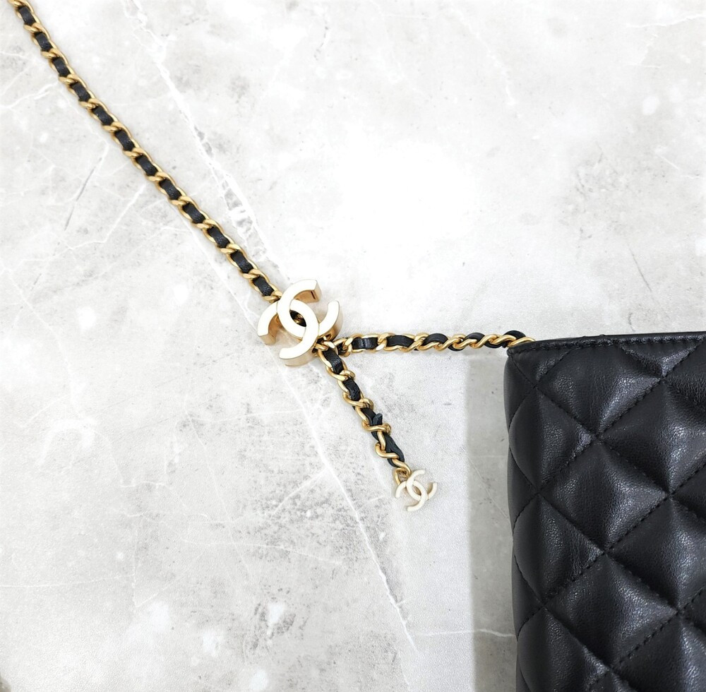 [럭스유] 샤넬 월렛 온 체인 WOC 미니 크로스백 램스킨 AP3938