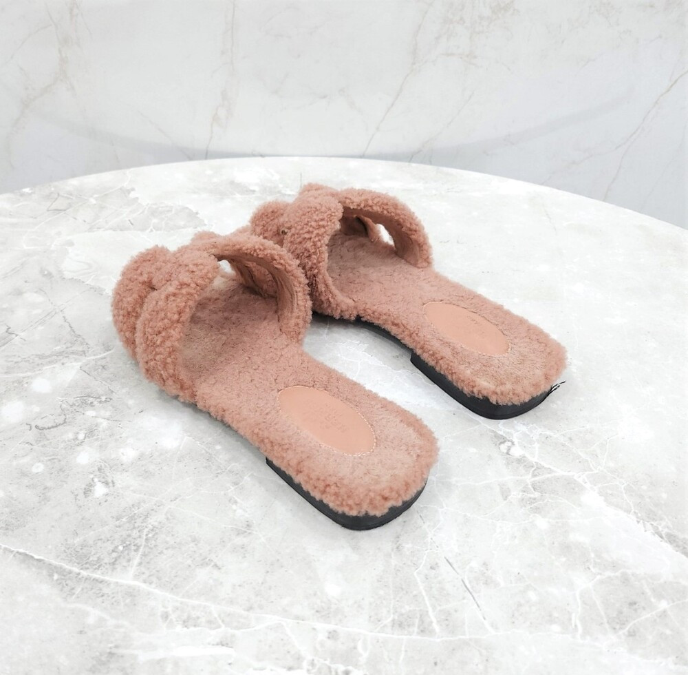 [럭스유] 37 / 에르메스 시어링 오란 샌들 슬리퍼