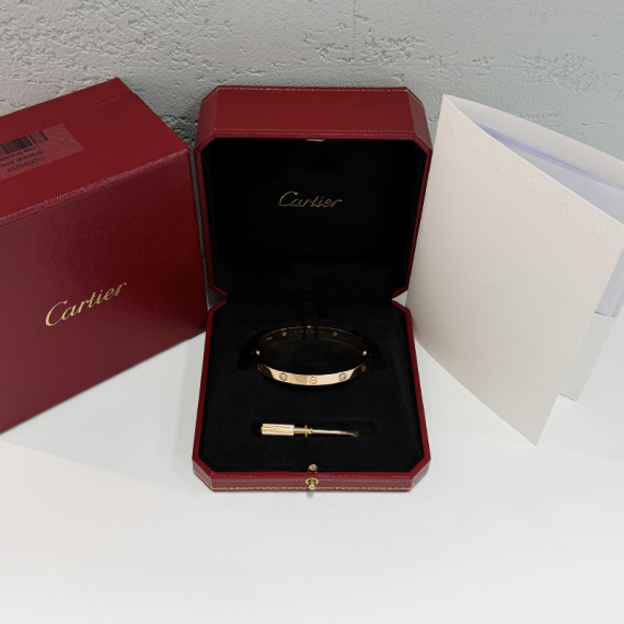 까르띠에 러브 브레이슬릿 4P 다이아 18K 로즈골드 팔찌 18호 전시상품급 B60360