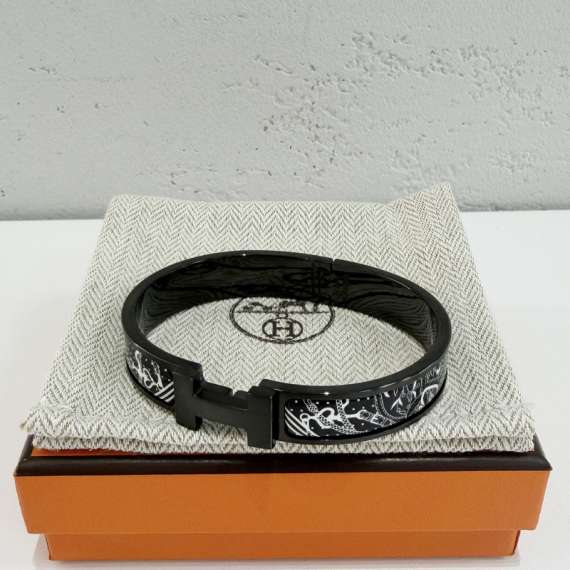 에르메스 클릭아슈 프린트 남성 팔찌 25년 미사용 H705412