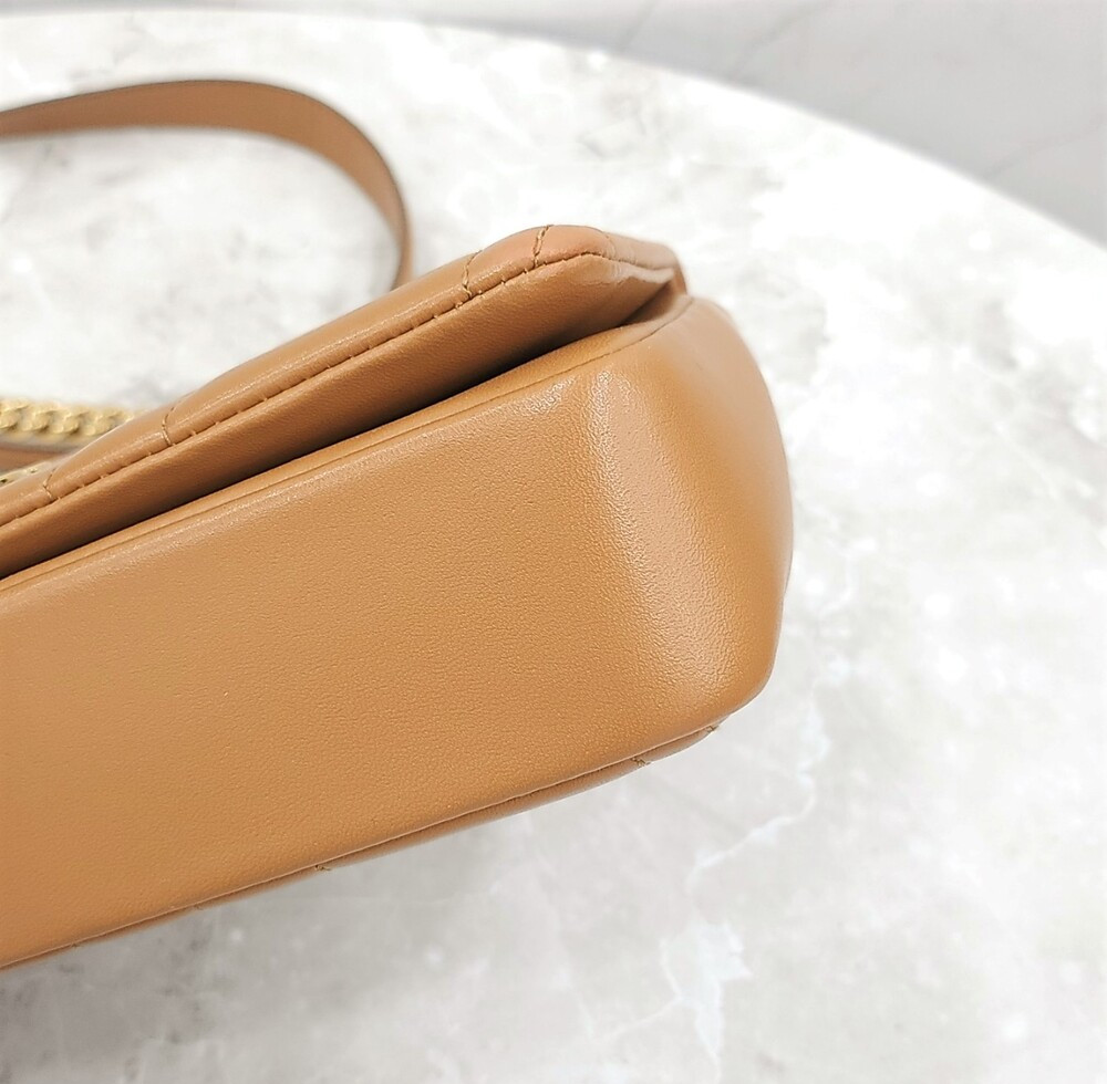 [럭스유] 버버리 TB 퀄팅 램스킨 롤라 체인백 8059514