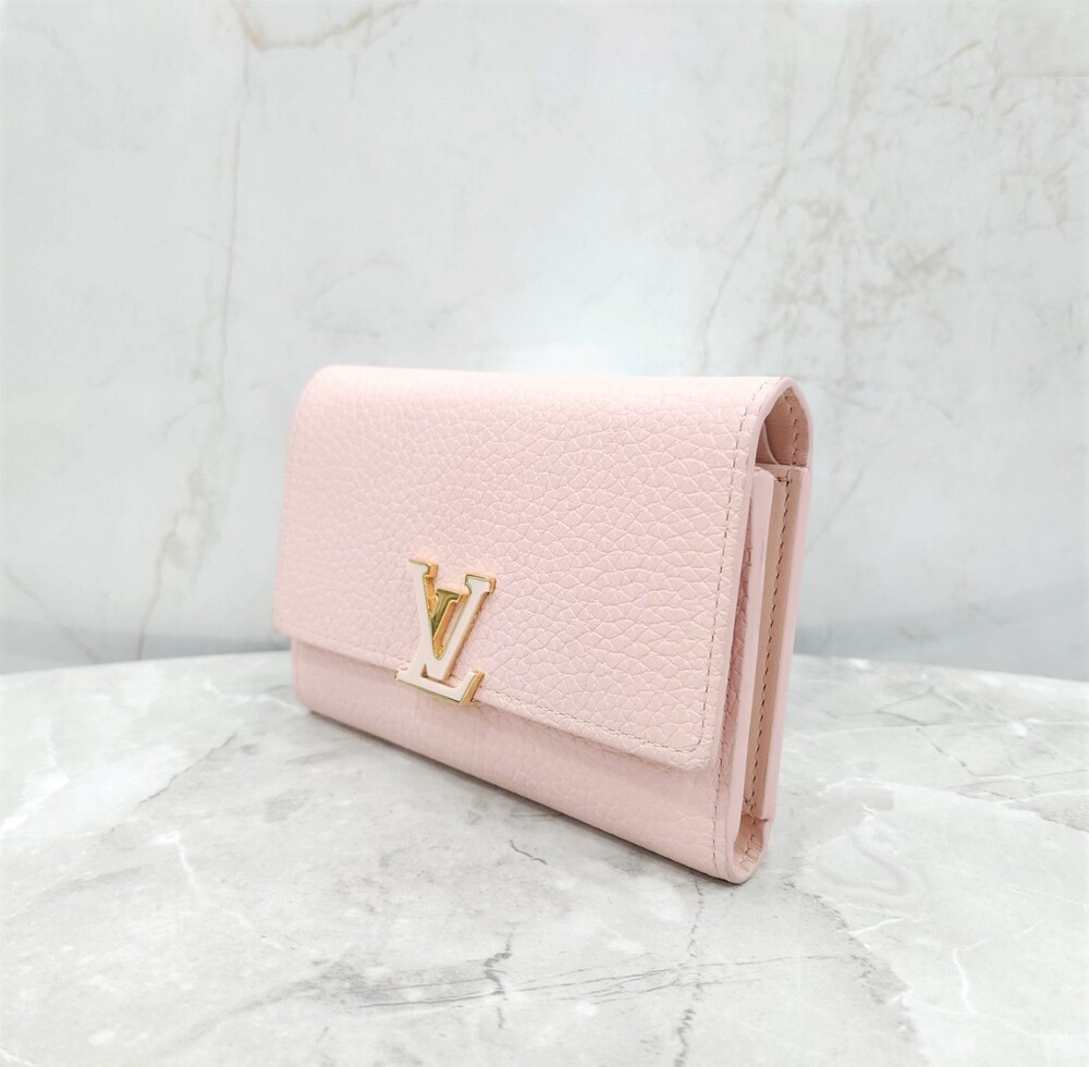 [럭스유] 루이비통 카퓌신 컴팩트 월릿 지갑 로즈자스민 M82361