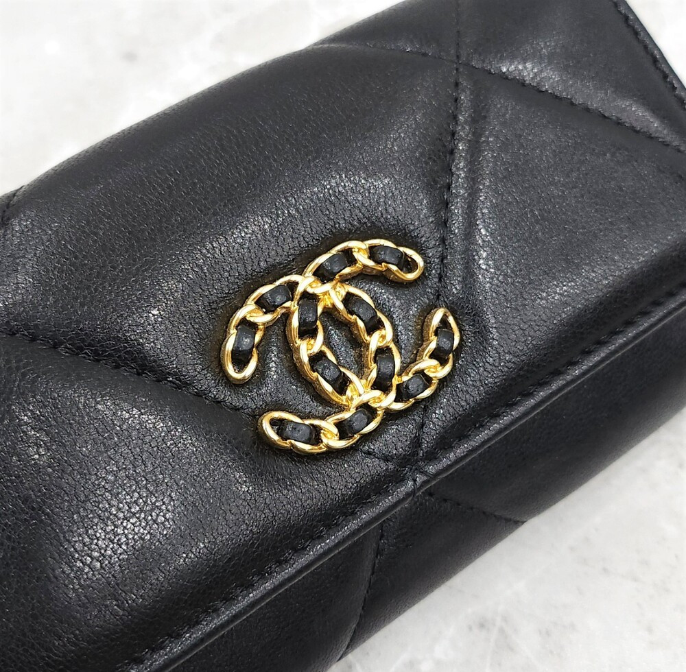 [럭스유] 샤넬 CC로고 19 장지갑 램스킨 블랙 금장