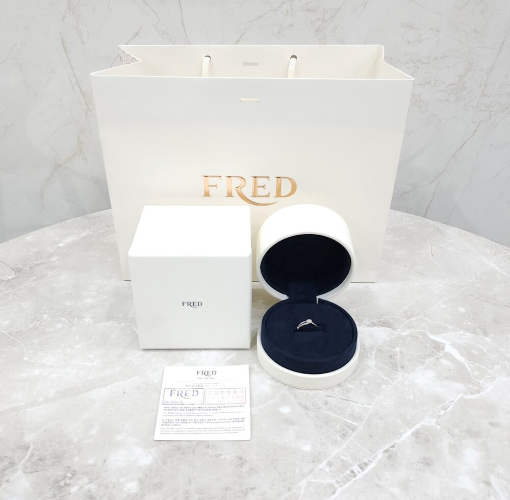 [럭스유] 프레드 다이아 아모르 포유 인게이지먼트 링 플래티늄 48호