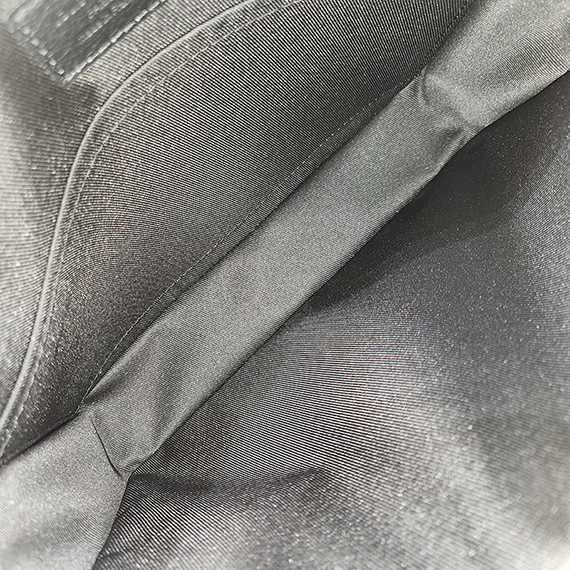 루이비통 모노그램 섀도우 트리오 메신저 크로스백 내장칩 M46602