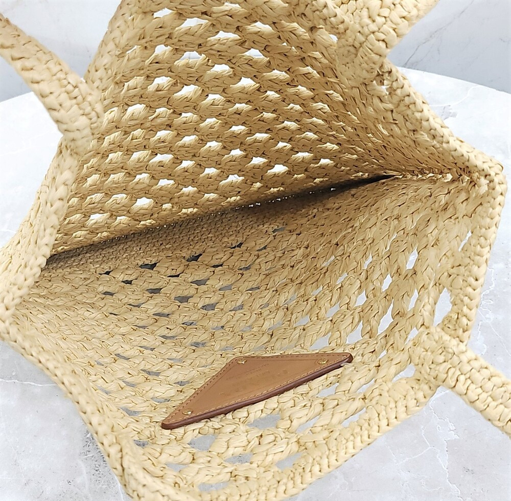 [럭스유] (새상품) 프라다 우븐 크로셰 토트백 1BG493