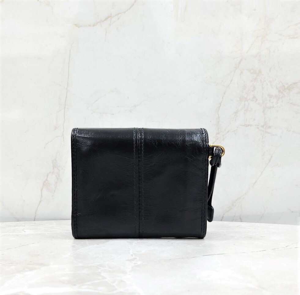 [럭스유] 프라다 삼각로고 스몰 레더 지갑 1MH043