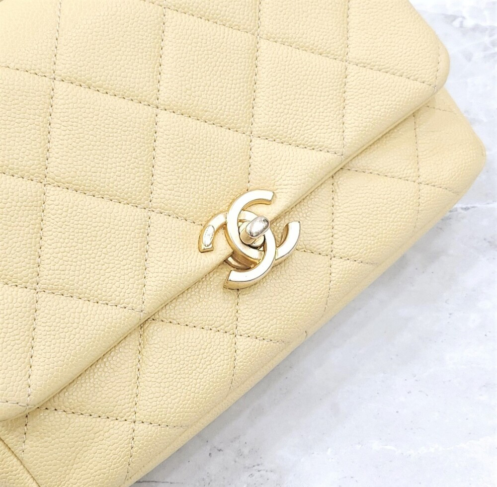 [럭스유] 샤넬 옐로우 멜로디 플랩백 캐비어 신형내장칩 AS3103