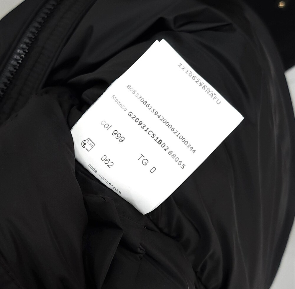 [럭스유] 0 / 몽클레어 클로에 폭스퍼 롱 다운 패딩 G20931C51B02