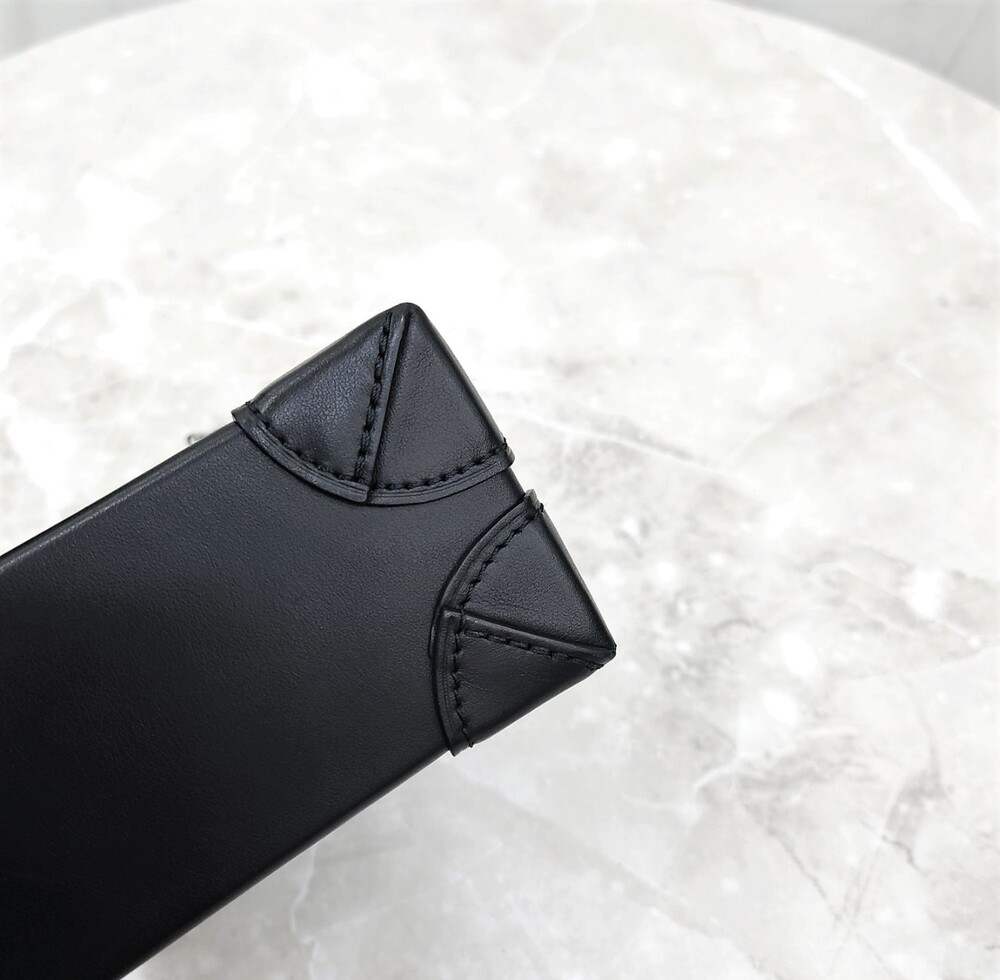 [럭스유] 루이비통 이클립스 나노 스티머 크로스백 M82774