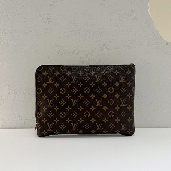 루이비통 모노그램 에튀 보야주 MM 클러치백 내장칩 M44499