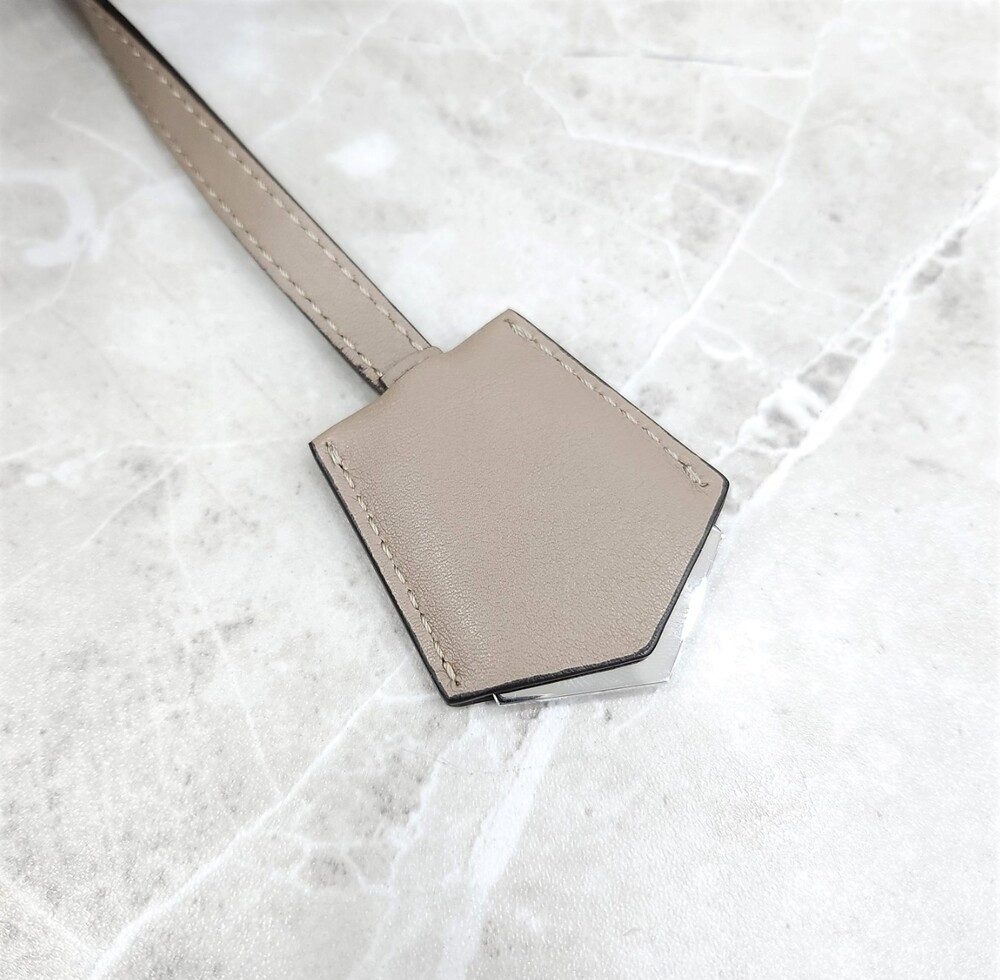 [럭스유] 펜디 바이더웨이 토트 숄더백 8BL125