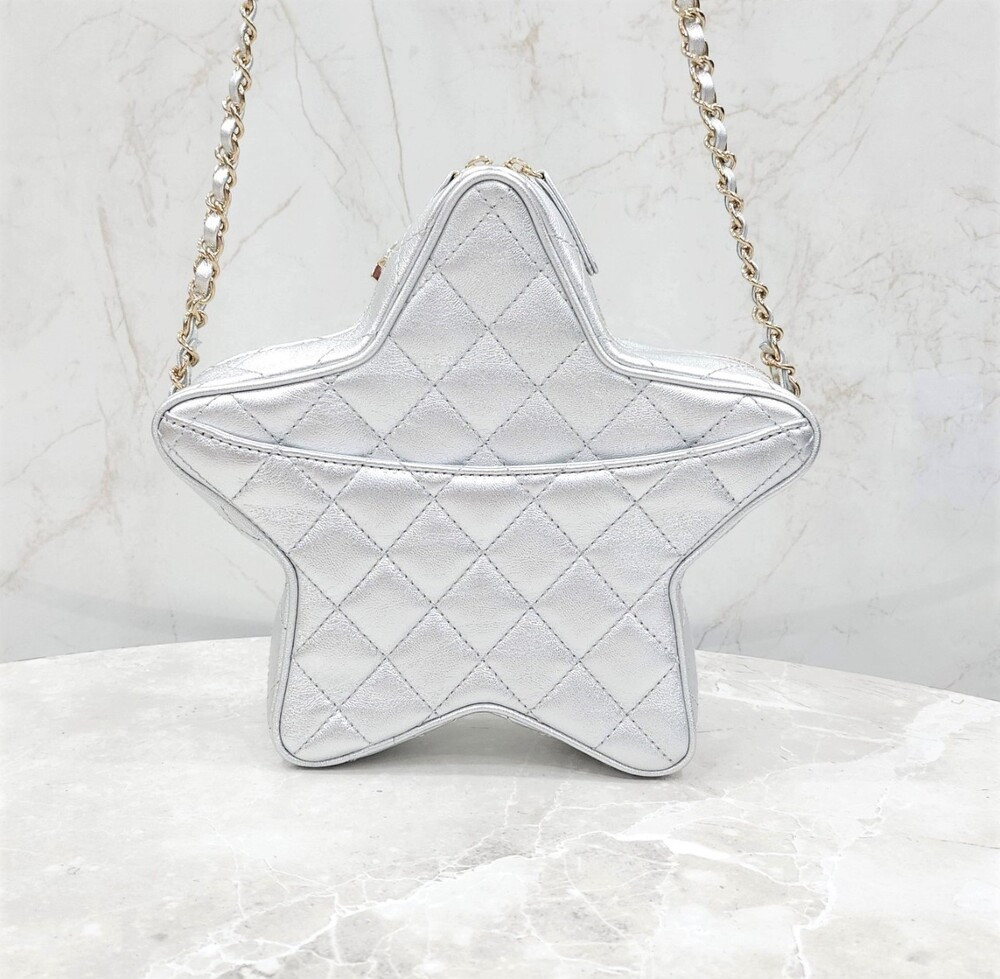 [럭스유] (새상품) 샤넬 24C 크루즈 스타 숄더백 실버 신형내장칩 AS4579