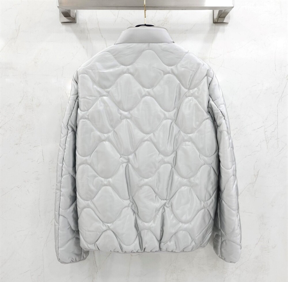 [럭스유] (새상품) 54 / 루이비통 실버 스페이스 패치 블루종 퀄팅 자켓