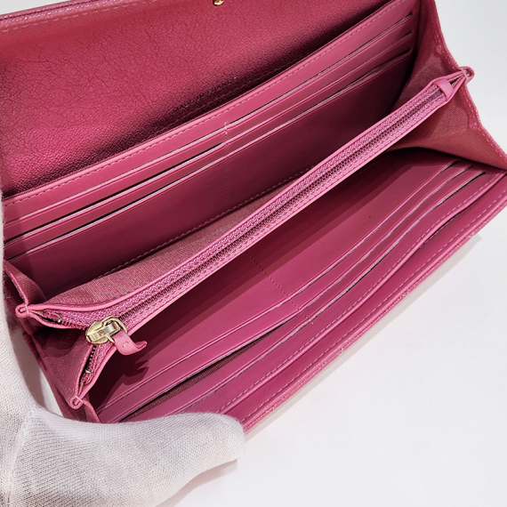 샤넬 보이 캐비어 금장 장지갑 27번대 A80286