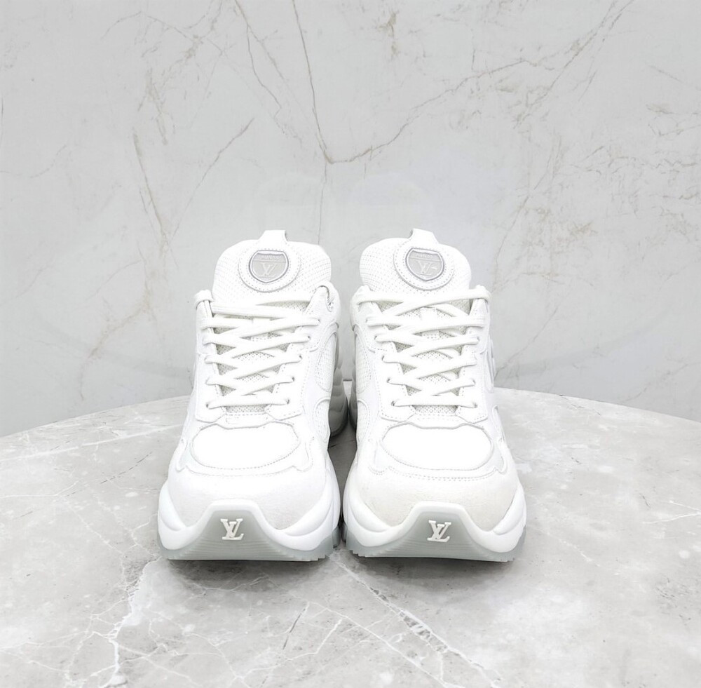 [럭스유] (새상품) 39 / 루이비통 화이트 플라워 런 55 스니커즈 1ACGQG