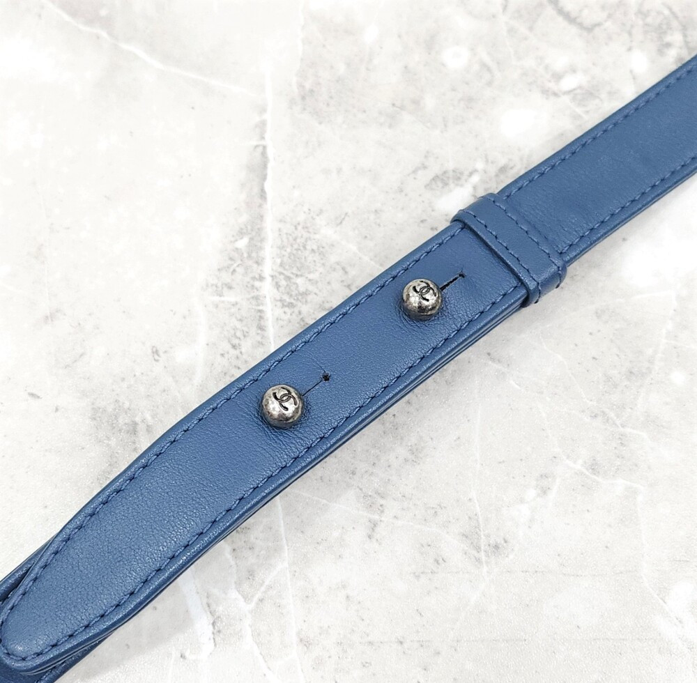 [럭스유] 샤넬 보이백 미듐 플랩백 램스킨 네이비 은장 23번대