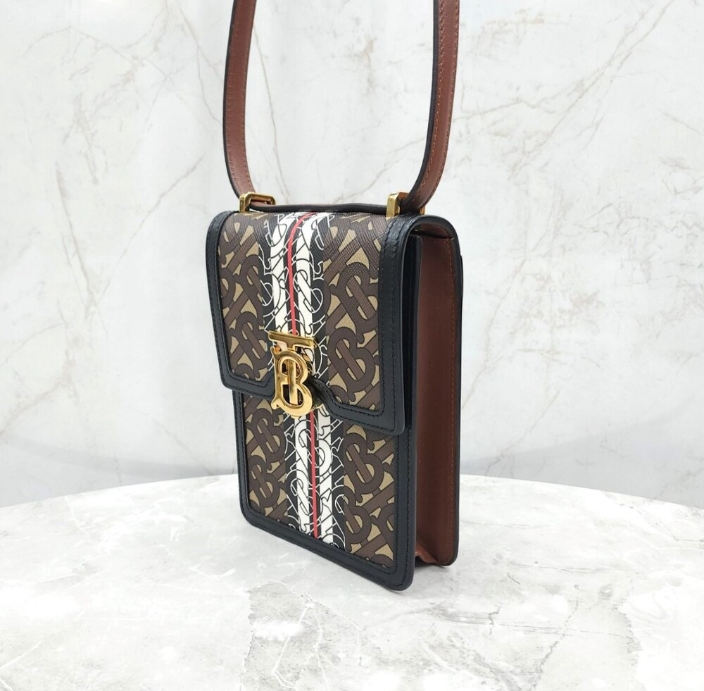 [럭스유] 버버리 로빈 미니 크로스백 80304271