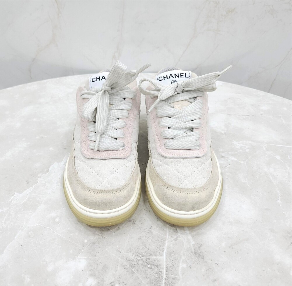 [럭스유] 36.5 / 샤넬 스웨이드 퀄팅 스니커즈 G38740