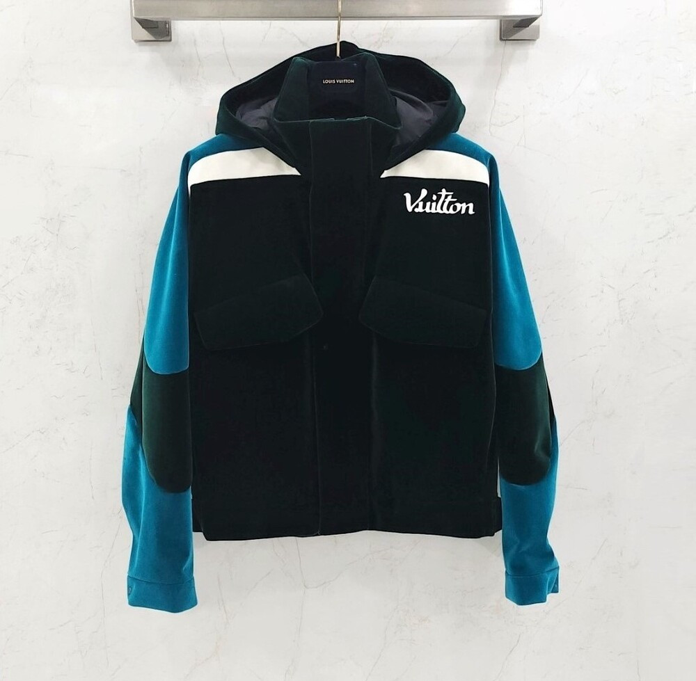 [럭스유] 48 / 루이비통 테크니컬 테이프 벨루어 윈드브레이커 자켓
