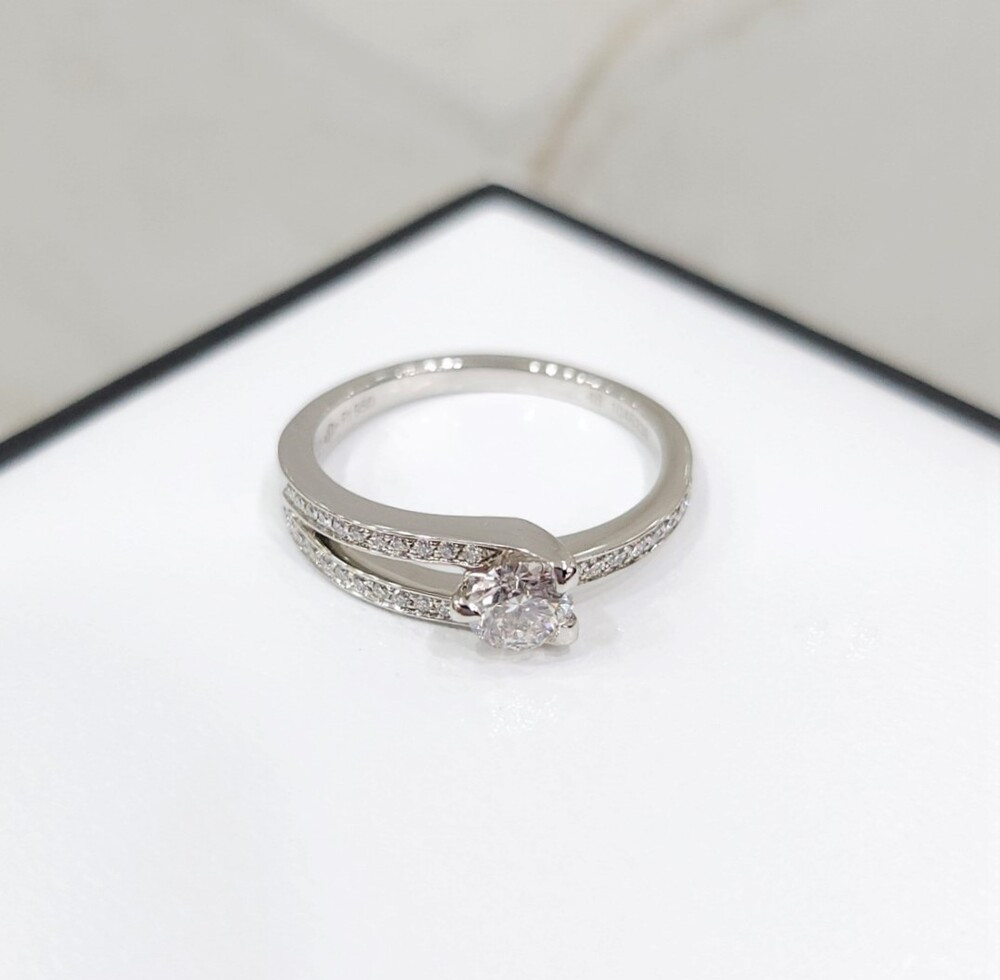 [럭스유] 프레드 다이아 아모르 포유 인게이지먼트 링 플래티늄 48호