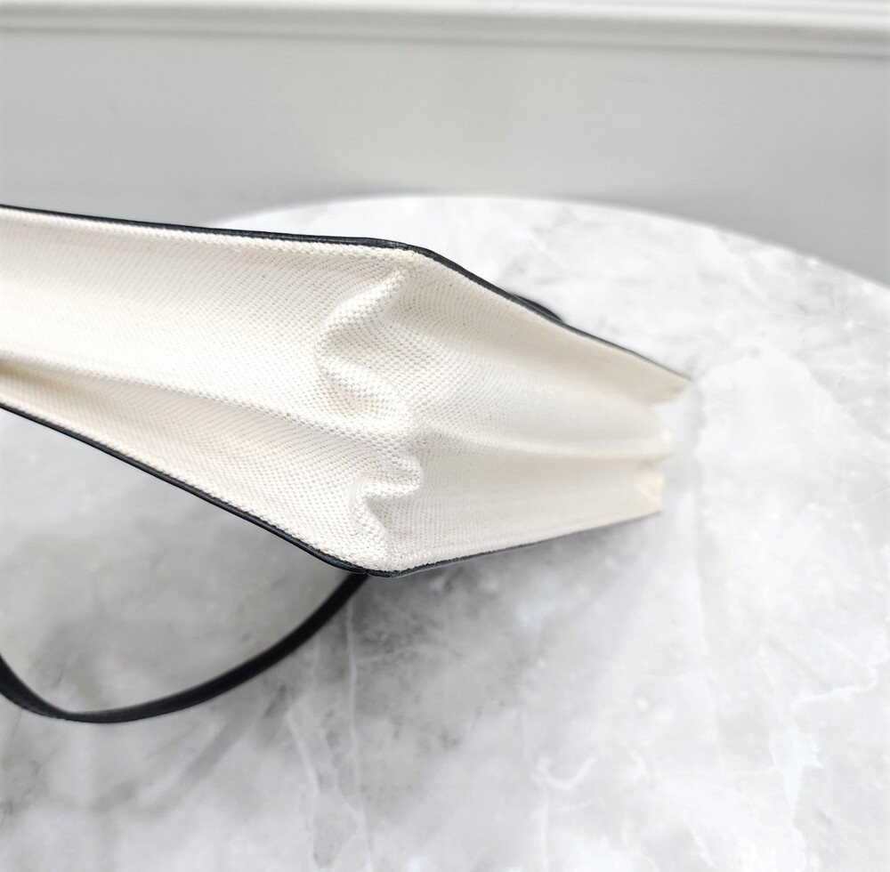 [럭스유] 발렌시아가 캔버스 포쉐트 크로스백