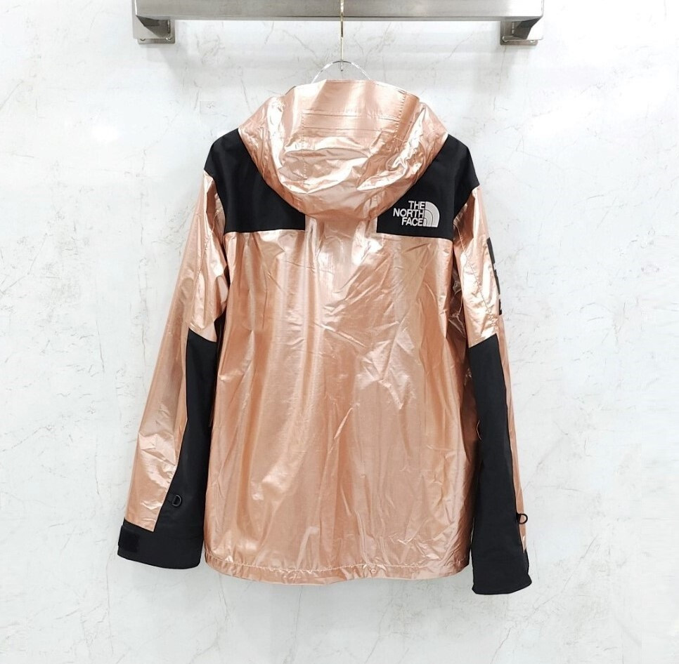 [럭스유] S / 슈프림 X 노스페이스 메탈릭 마운틴 파카 로즈골드