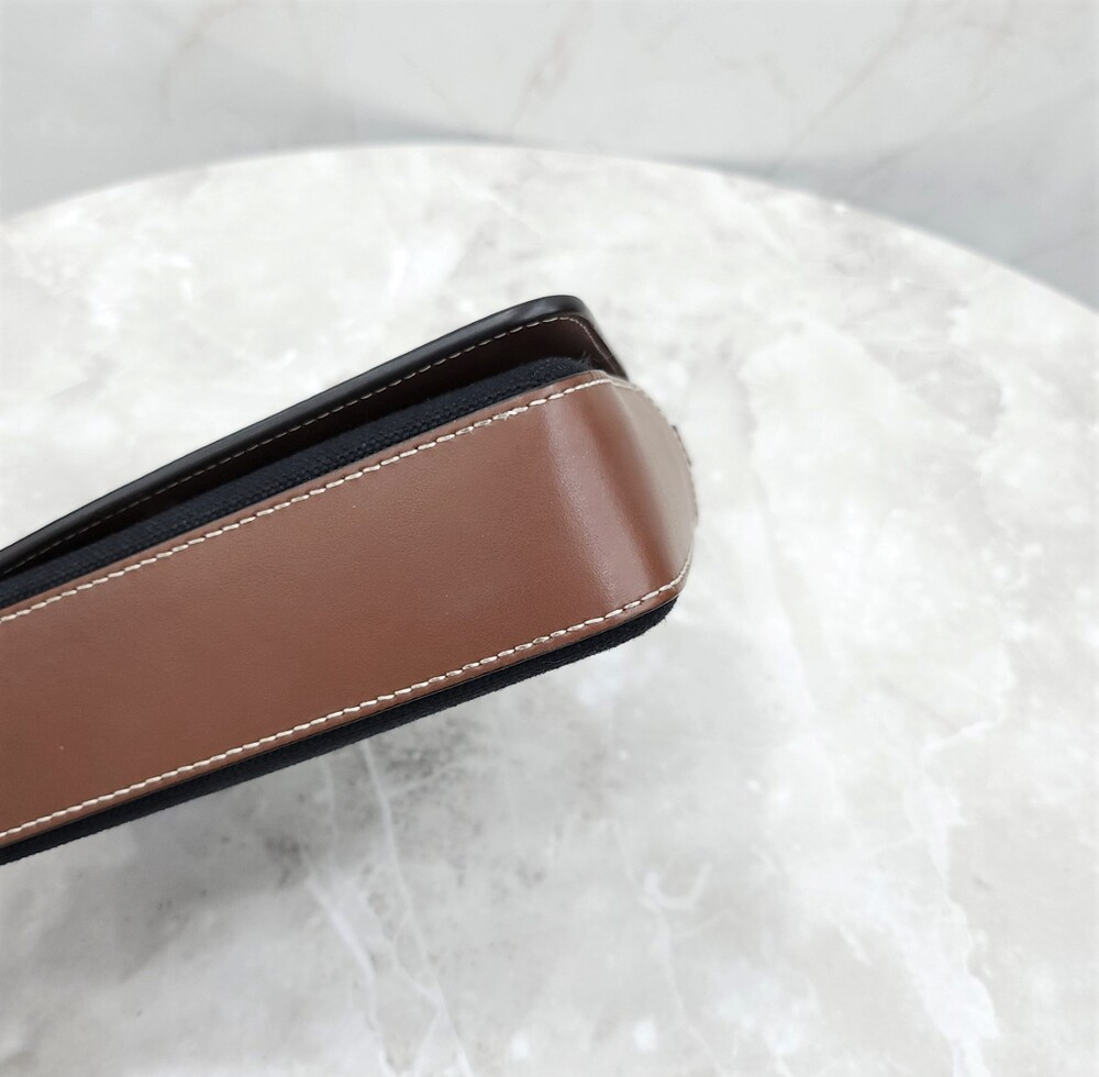 [럭스유] 버버리 테크니컬 코튼 노트 미니 크로스백 8055181