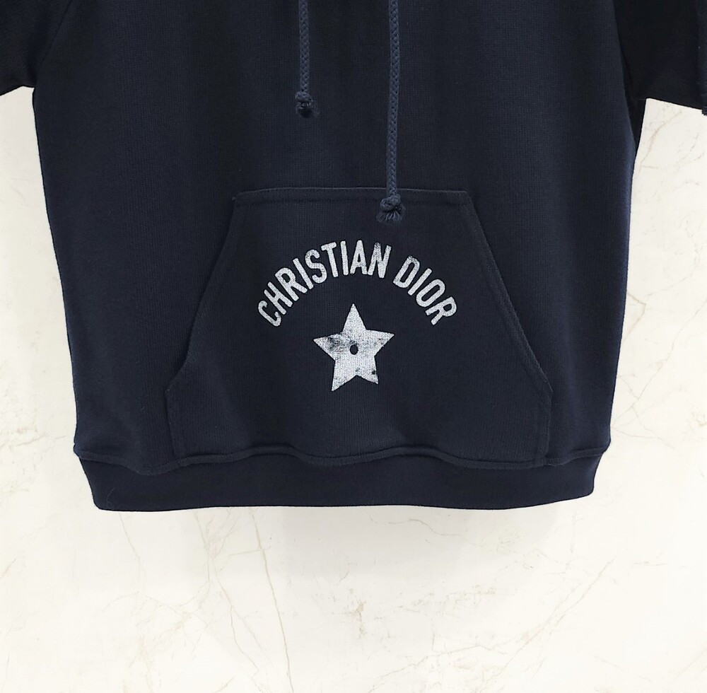 [럭스유] 36 / 디올 숏 슬리브리스 후드 스웨트셔츠 423S25A4117