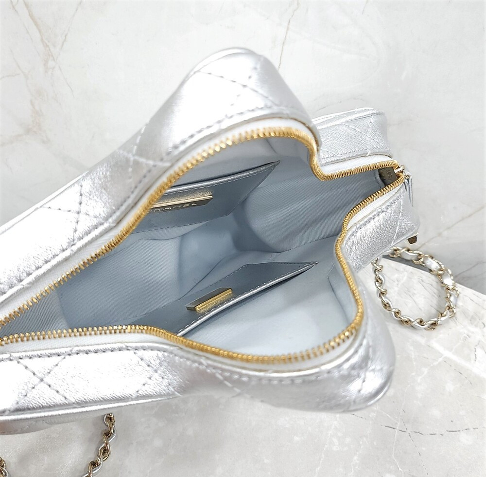 [럭스유] (새상품) 샤넬 24C 크루즈 스타 숄더백 실버 신형내장칩 AS4579