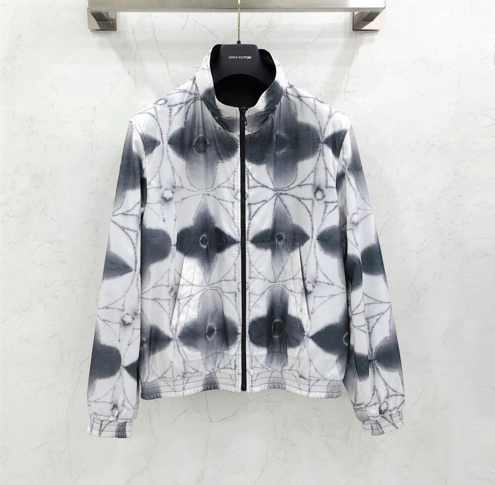 [럭스유] 50 / 루이비통 모노그램 시보리 리버서블 믹스 레더 블루종 자켓