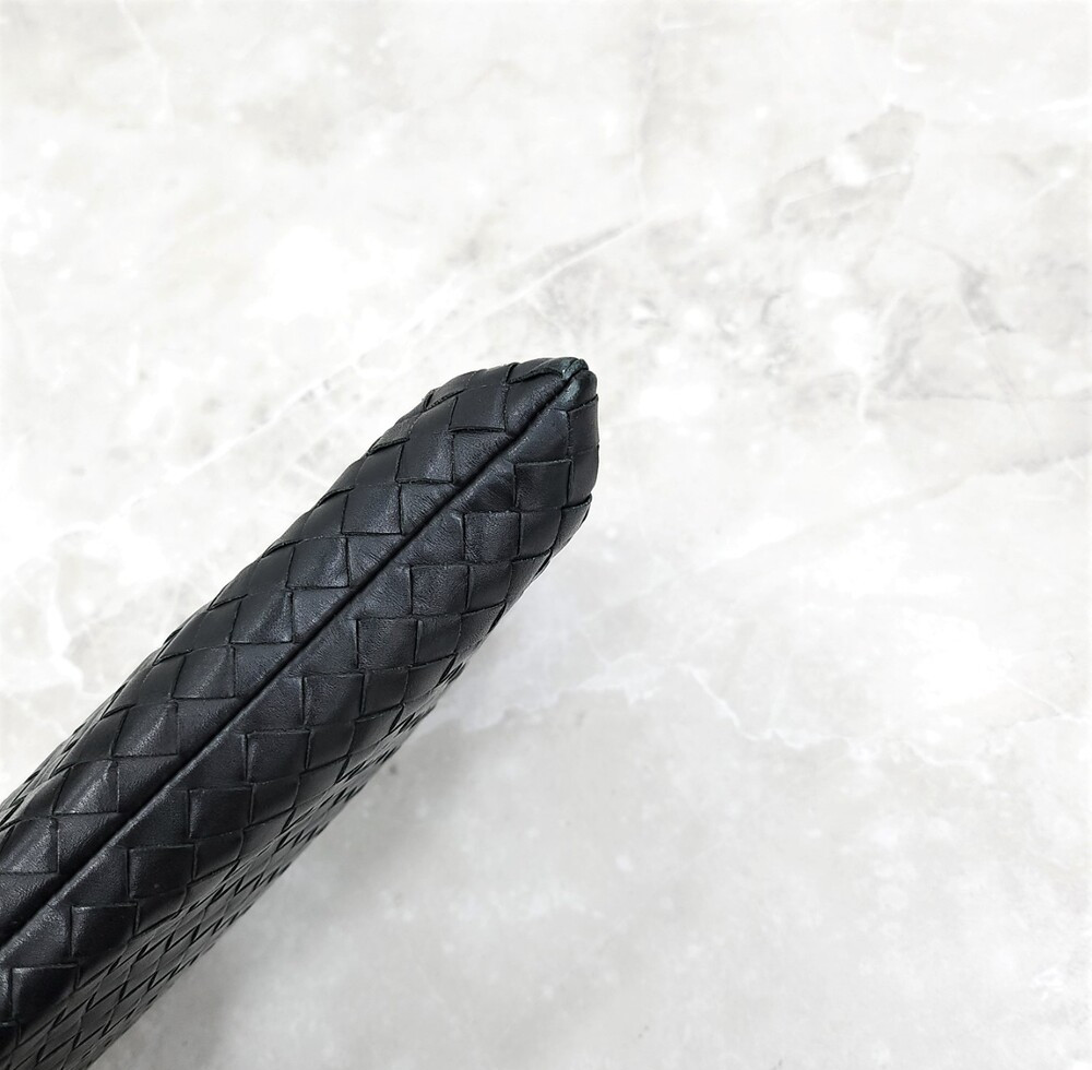 [럭스유] 보테가베네타 인트레치아토 레더 클러치백 라지