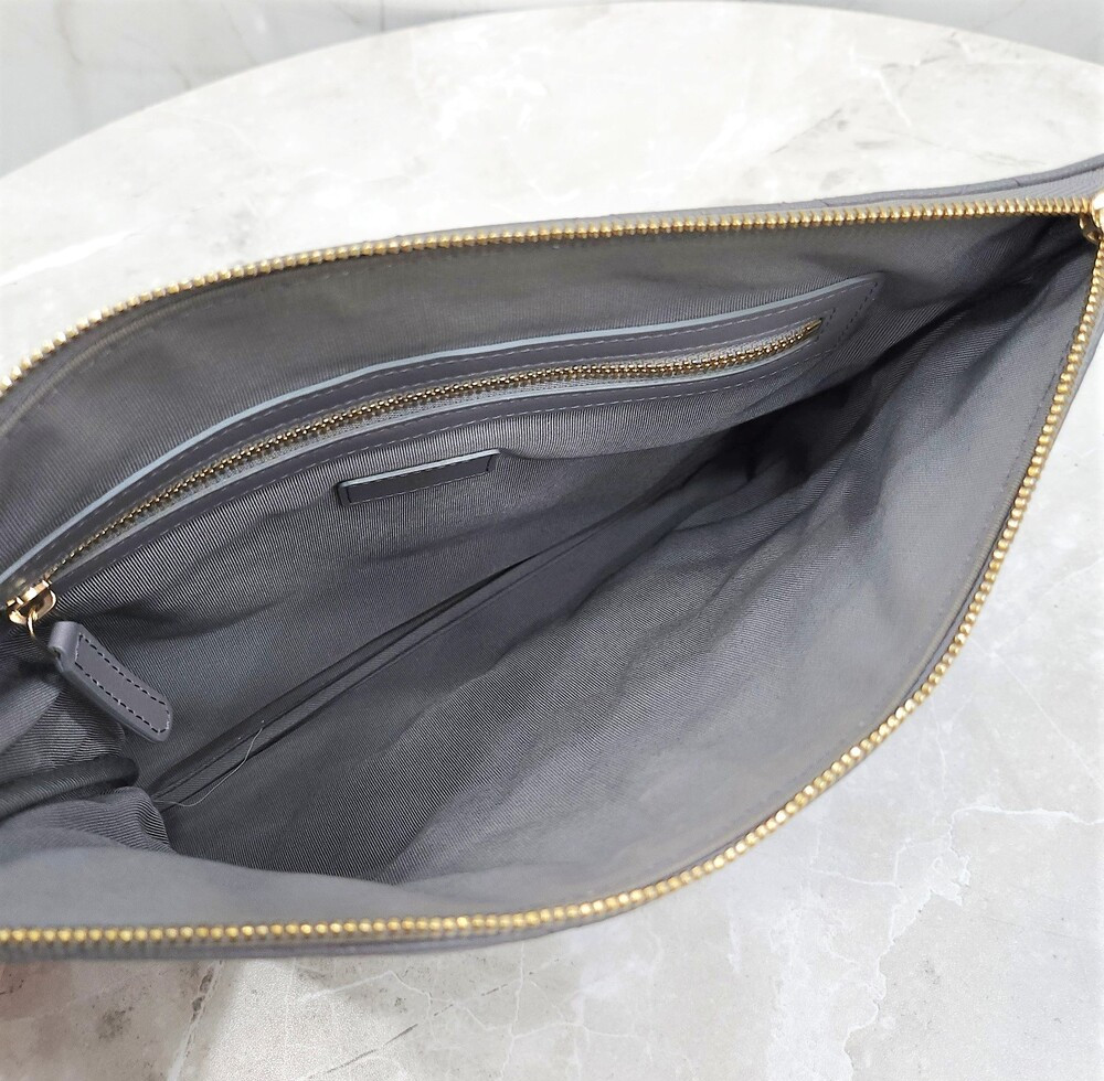 [럭스유] 샤넬 CC로고 19 파우치 클러치백 뉴미듐 30번대 AP1774