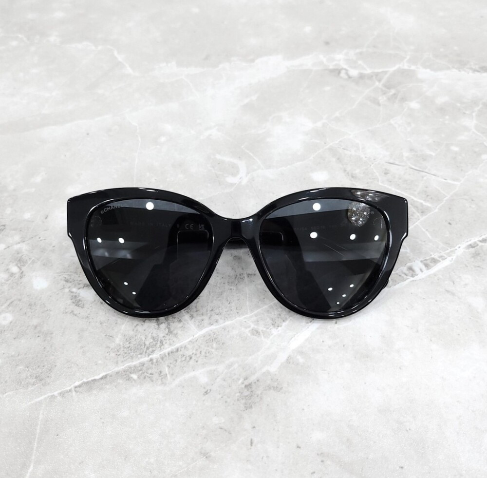 [럭스유] (새상품) 샤넬 하트 CC로고 선글라스