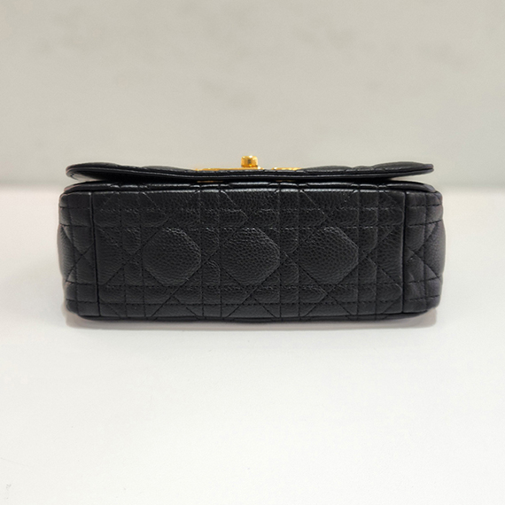 디올 까나쥬 카로 스몰 블랙 숄더백 24년 M9241UWHC