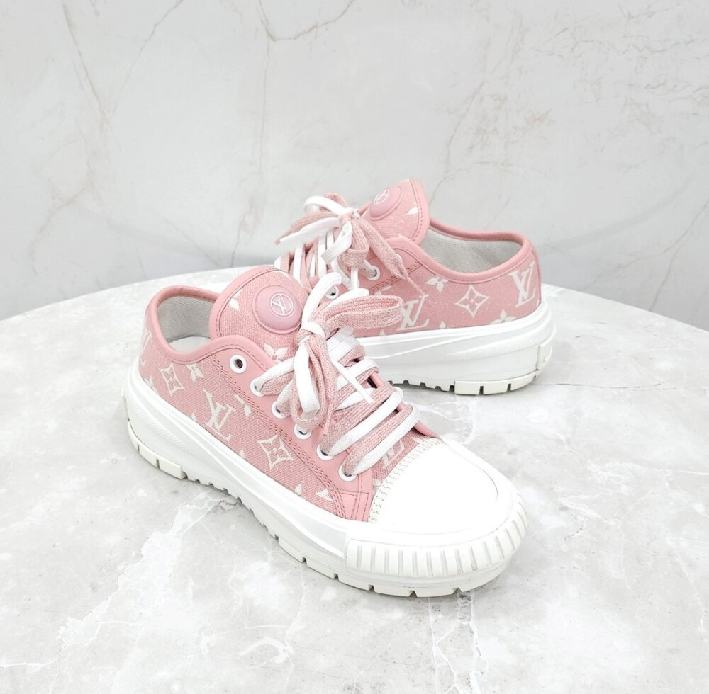 [럭스유] 35 / 루이비통 LV 핑크 스쿼드 스니커즈 1A9S0M