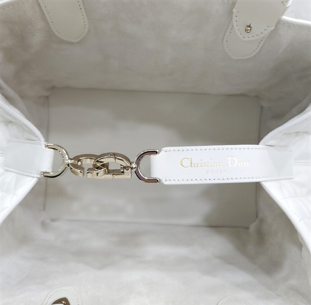 [럭스유] (새상품) 디올 뚜주흐 미디엄 백 라떼 매크로 까나쥬 M2821OSHJ_M030