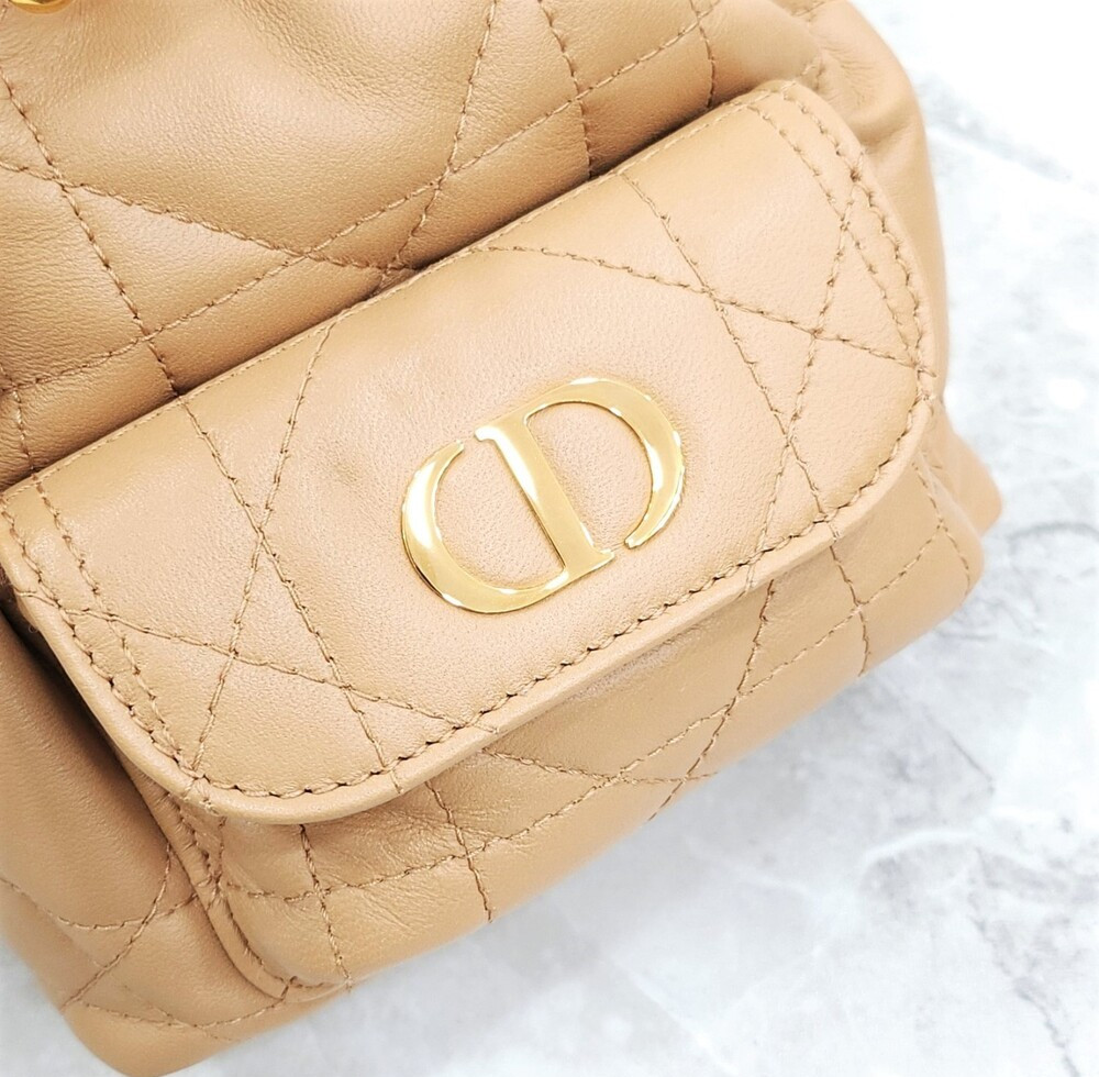 [럭스유] (새상품) 디올 카로 나노 버킷백 라이트골드 매크로 까나쥬 S5250UNOZ