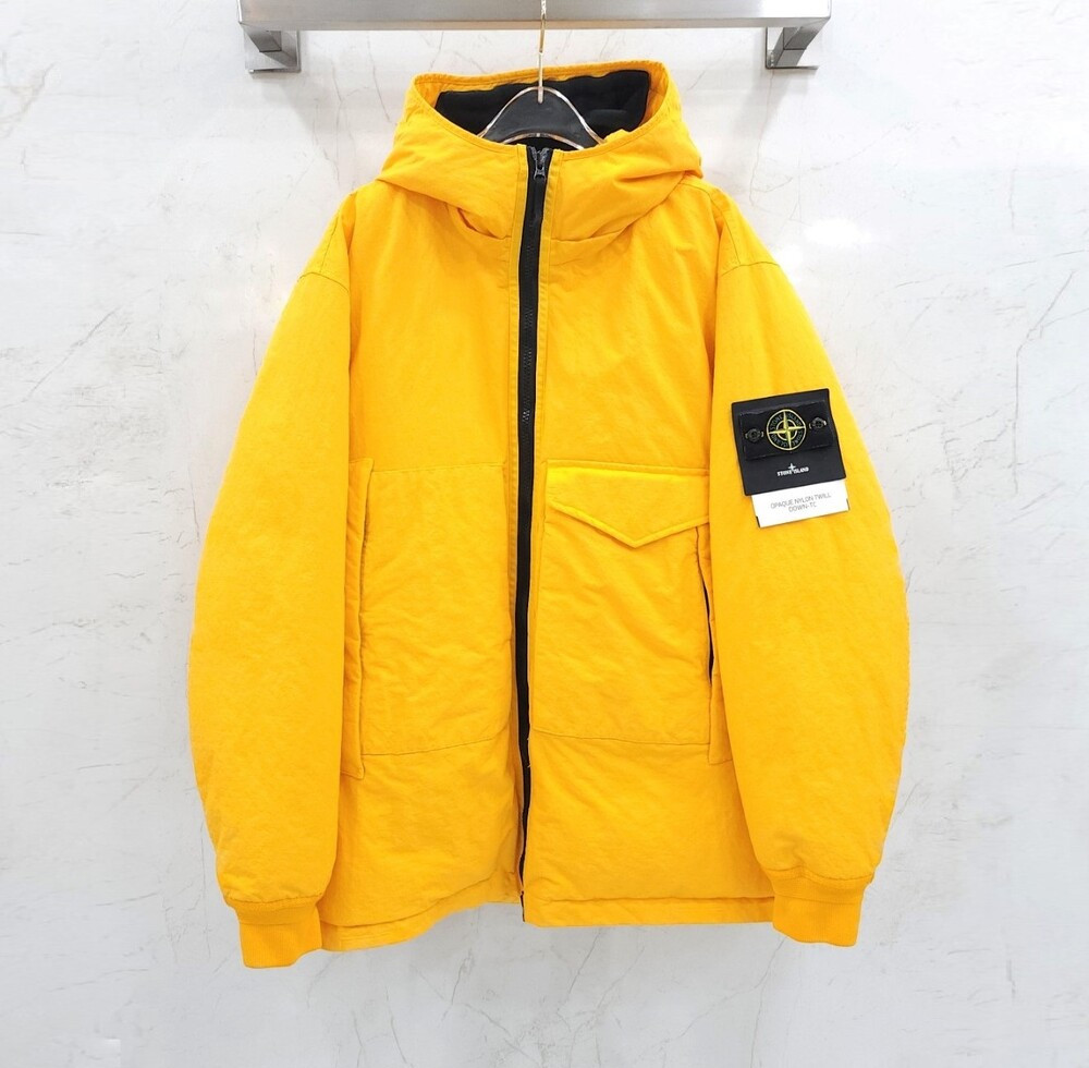 [럭스유] (새상품) XXL / 스톤아일랜드 옐로우 베라 피우마 와펜 패딩점퍼