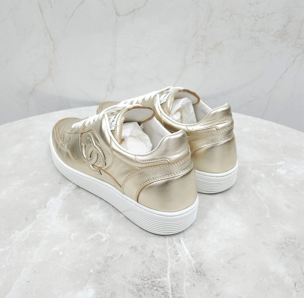 [럭스유] 43 / 샤넬 골드 에어포스 스니커즈 G45081