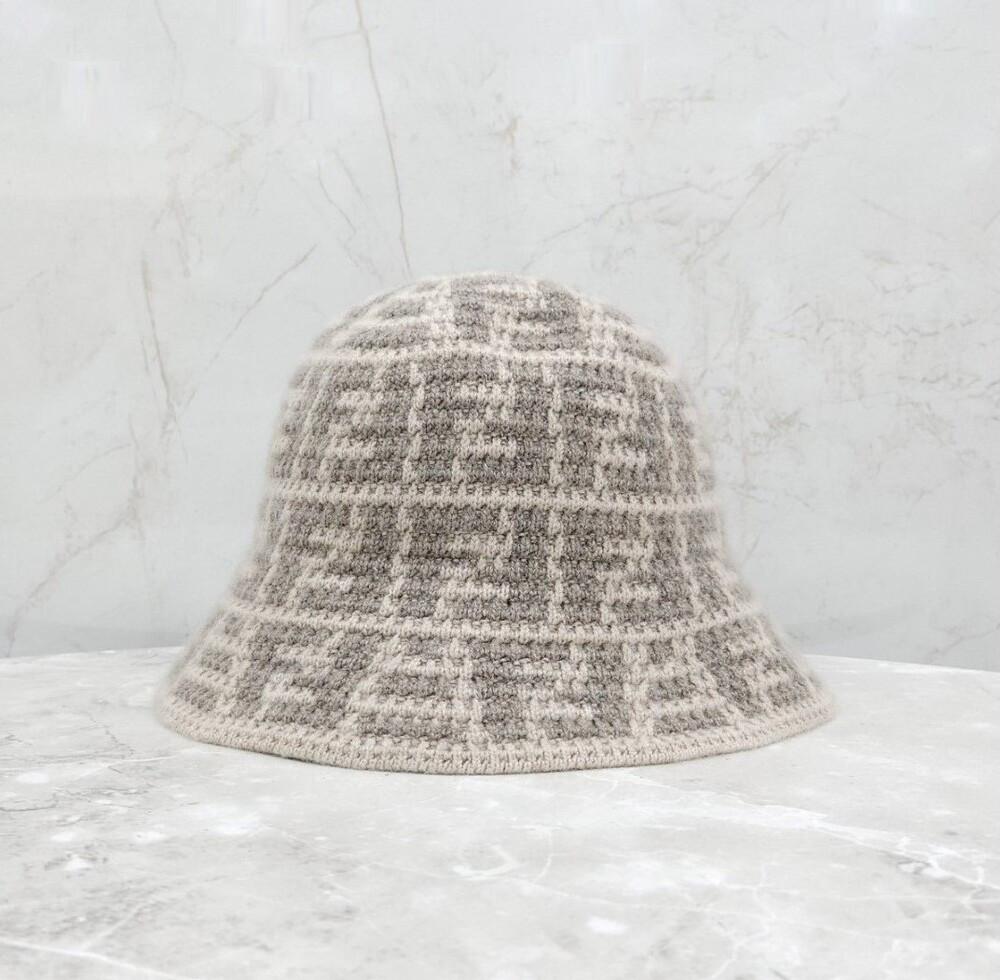[럭스유] 펜디 FF 캐시미어 크로셰 버킷햇 S/M FXQ913
