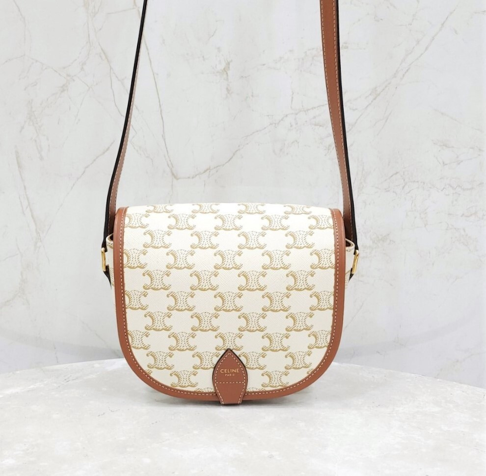 [럭스유] 셀린느 트리옹프 캔버스 미디엄 폴코백 191502BZJ.01BC