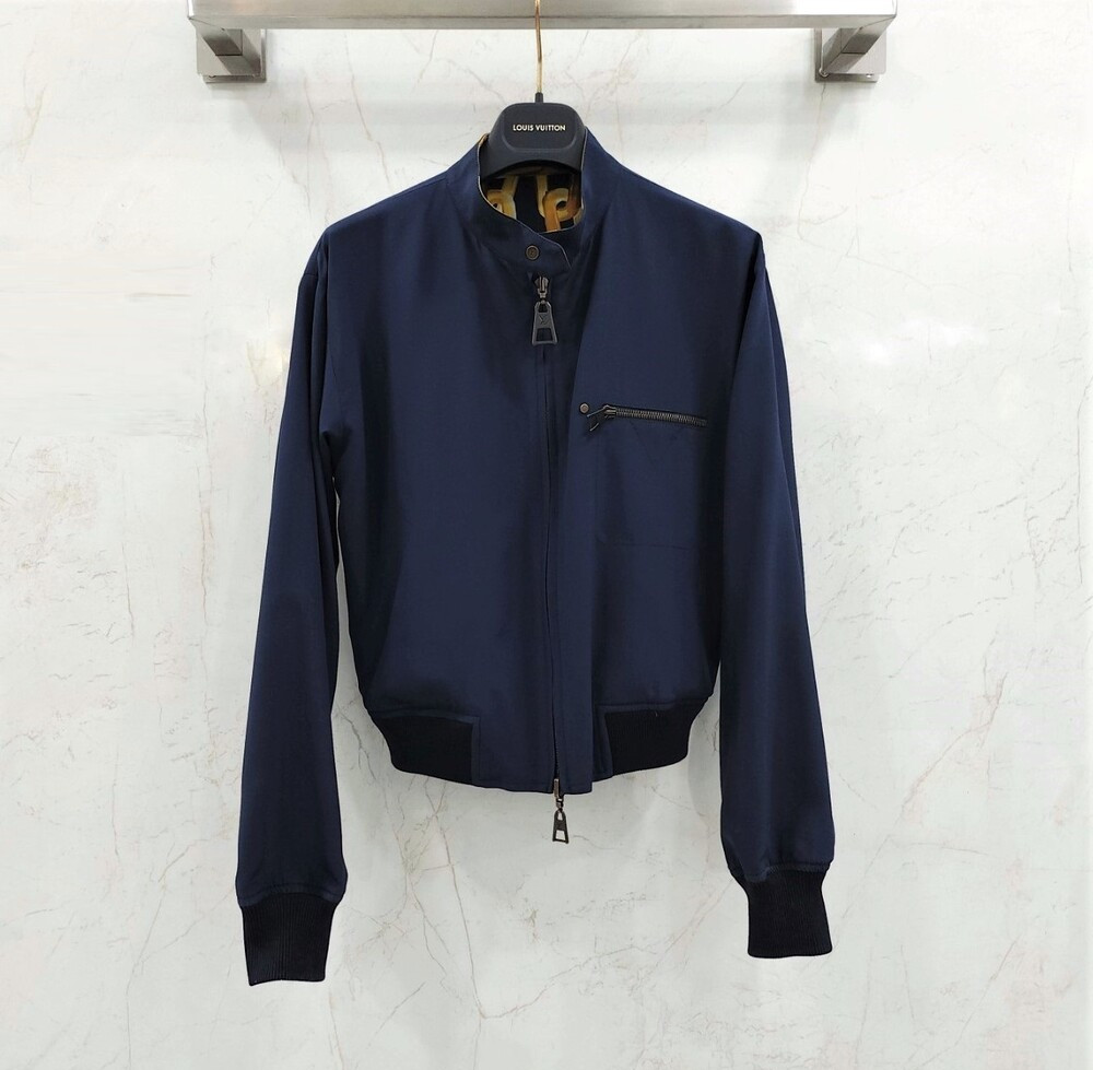 [럭스유] 36 / 루이비통 체인 프린트 보머 모노그램 자켓