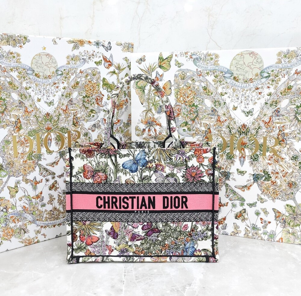 [럭스유] 디올 멀티컬러 플라워 북토트 미디엄 백