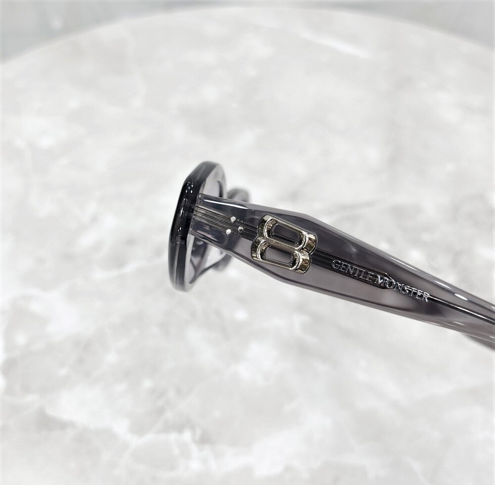 [럭스유] 젠틀몬스터 뱀프 GC12 선글라스 그레이 GQHYEV73KXYT