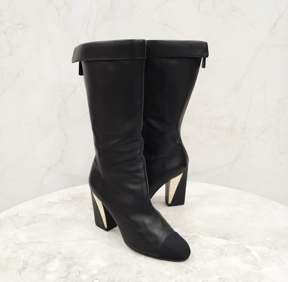 [럭스유] 39 / 샤넬 블랙 레더 롱 부츠